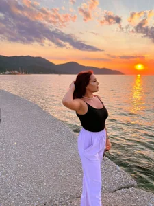 EmyHilton Trip around the world Poză 2