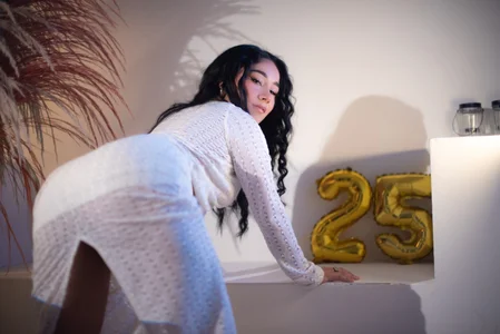 AnaiaClarck MY BIRTHDAY Foto 2