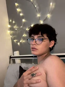 Thevixenx SONY FREE slika 3