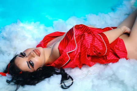 MolyStone feel shiny Foto 5