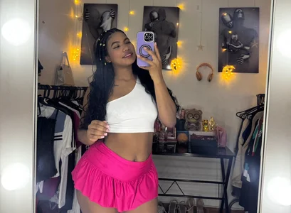 sharlottxl kisses my love Pic