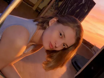 BaeLettie Public Bilde