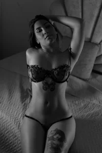 lilithDraven_: BLACK AND WHITE ( фото)