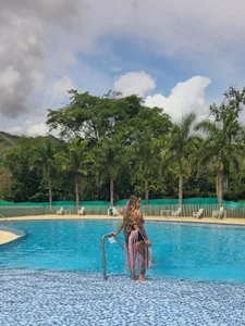 _Mia_Brunette_ 🌸 Gambar 5