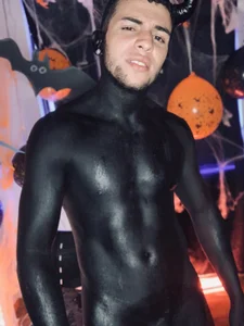 logan_smith Halloween صورة واحدة|logan_smith Halloween صورتان|logan_smith Halloween  3 صور|logan_smith Halloween  3 صورة