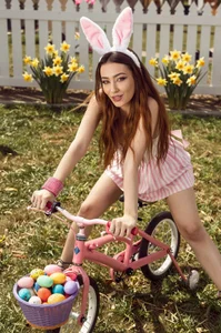 BlissArtXのEaster playing bunny🐰💕の 6枚の写真