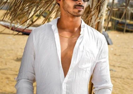 Alexwhitex Public Foto