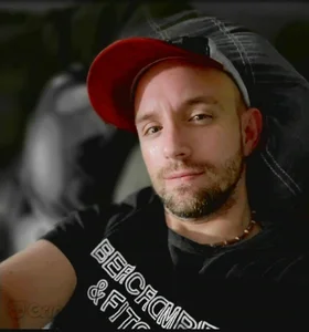 Naga slika XXX TrickyQuotient' 2