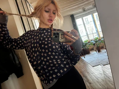 NaomiRosy Public Poză 3