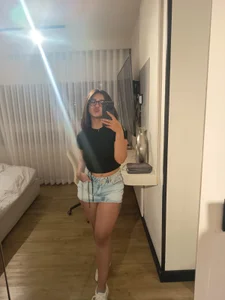 Mia_Bloom15 Public  4. fénykép