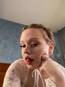 LeahAllsop July Results Poză 2