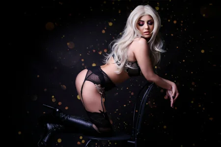 ClaraGarner Public Immagine  3