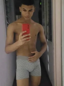 BrandonDaviss BOY Poză 2