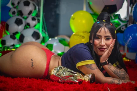 World Cup vibes de Nattasha_Pink  3 Imagens