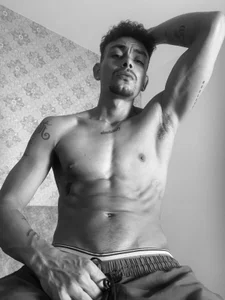 Public od sanji_motion  2 snímek