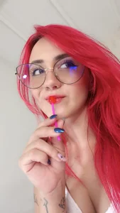 Victoriared_x Vicky Immagine  4