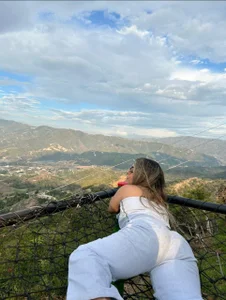 EmilyRicci_ hello Bilde 6