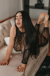 Zoey_thompson I look at you, I cause you ... And now what will you do? 👀🔥 Immagine  4