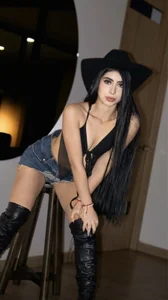 ashley_williamss kullanıcısının Made of magic and attitude🌟⚡ albümü -  8 fotoğraf