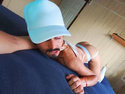 JaviAD_: Public ( 4 фото)
