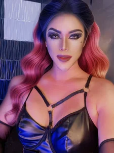 UrtopshemalegoddessAliyah: Public ( 5 фото)