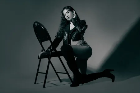 Amber_rains Don’t just look… belong here 💋  4টি ছবি