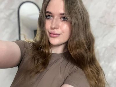 Betany_FoksのKissの 2枚の写真