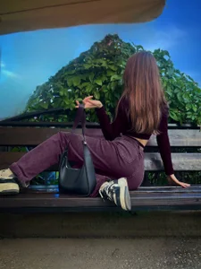 PetraHambelton Autumn tease 🍂 Pic 3