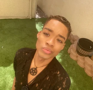 NSFWEros BOY EROS Foto 3