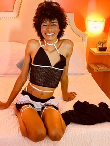 Violett_Salvatore Your delicate girl  5টি ছবি