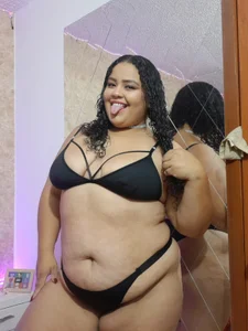 MelannieSimons body Pic