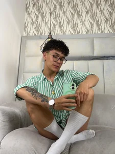 imxxjoel LIKED WHITE SOCKS? 🔥 slika