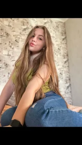FroggyTata 💋  3টি ছবি