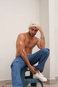 leo_carter Public Pic