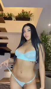 naomy_gyal_ Public slika 4
