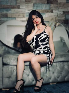 SofyPetite Your Sexy Cow 🐄 Foto 3