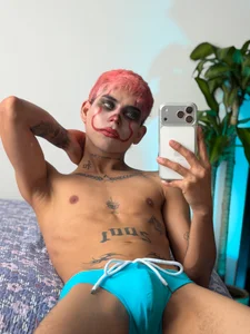 lukasstrong_のHit with its blue interior 🥵❤️‍🔥の 2枚の写真