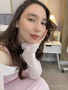 pretend to be normal de Suzaneey  Imagens