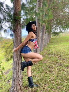 JulissaWilson My new photo session on the farm Foto 6