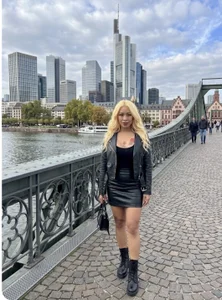 Monstercockgoddessx Frankfurt Germany Hình 2