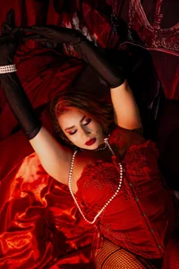 sagitariuus_girll elegance and sensuality Foto 8