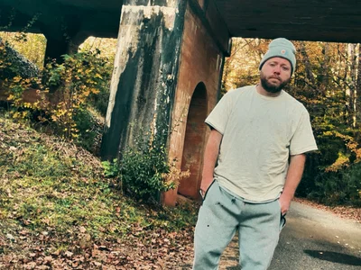 6crimson6 Public Immagine  5