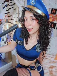 STOP POLICE HORNY de LuisaMarquez Foto 8