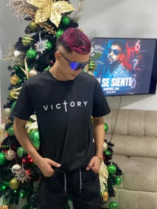 VERY_HOT_GUYSのMerry Christmas 🫰🏻の 3枚の写真