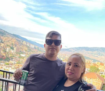 lucasandSofi Public Pic 7