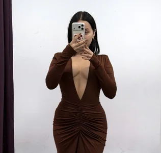 Li_Amelie_ Public Poză 7