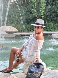 CarrieLoveX chilling time Pic