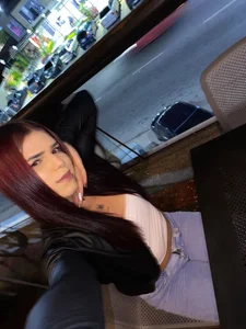 Kendall_Price_ Public Foto 5