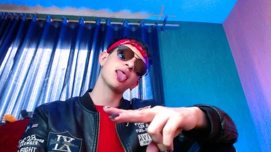 GabyThoms WHAT HAPPENS IN LAS VEGAS STAYS IN LAS VEGAS Pic 3