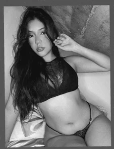 PRETTY GIRL❤️‍🔥 de blair_rouxxx  photos